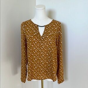 Forever 21 Flower Women’s Long Sleeve Shirt Top